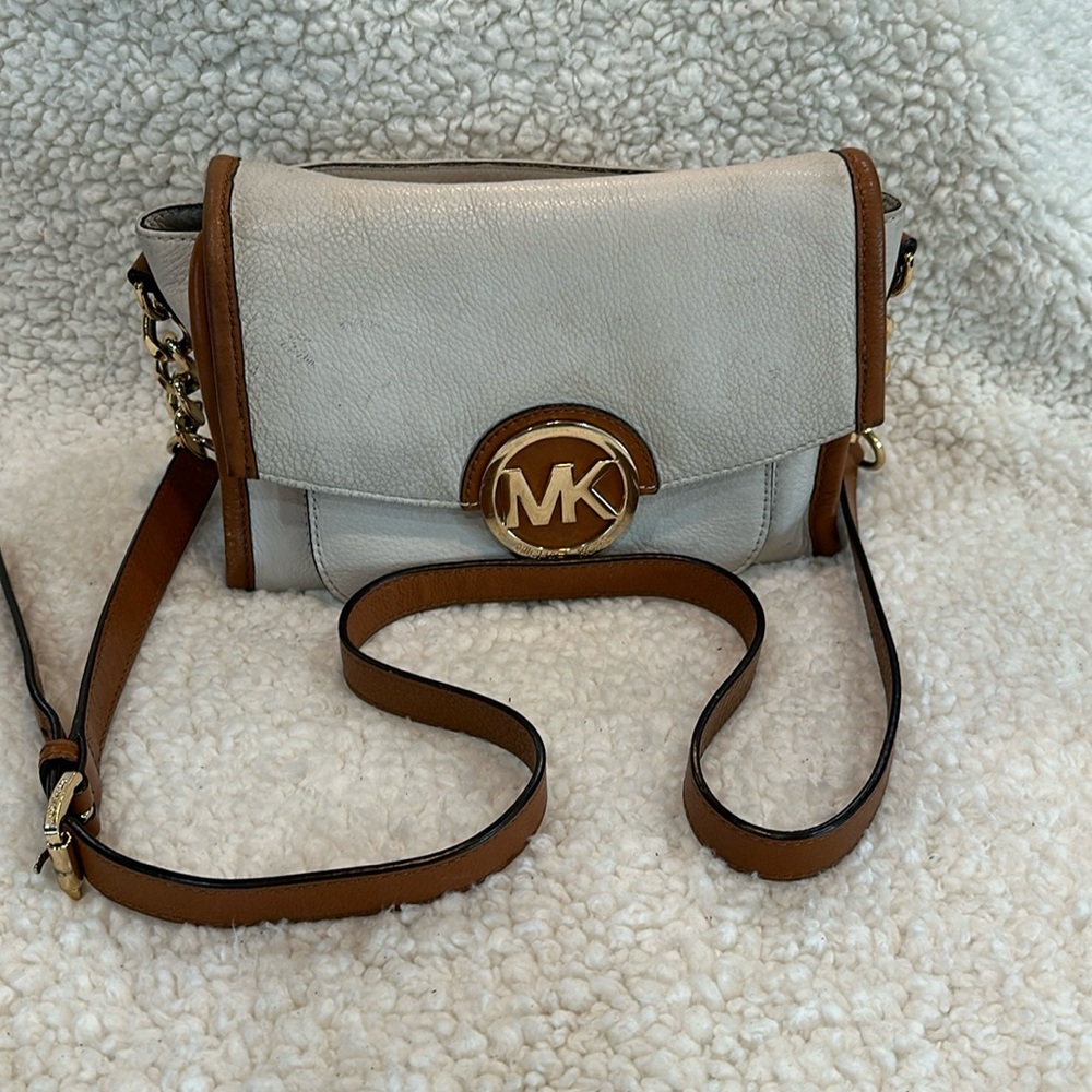Michael Kors crossbody